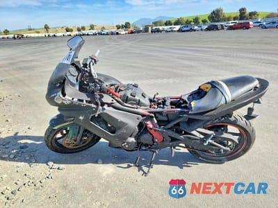 Trzecie zdjęcie samochodu z tyłu: 2006 KAWASAKI EX650 A6F VIN:JKAEXEA146A003888 - miniatura