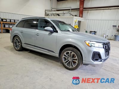 Czwarte zdjęcie samochodu z boku: 2025 AUDI Q7 PREMIUM PLUS VIN:WA1LCBF7XSD015048 - miniatura