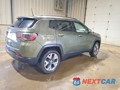 Trzecie zdjęcie samochodu z tyłu: 2021 JEEP COMPASS LIMITED VIN:3C4NJDCB4MT515213 - miniatura