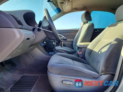 Zdjęcie 7 z 11 samochodu: 2006 TOYOTA CAMRY LE VIN:4T1BE32K16U712704 - miniatura