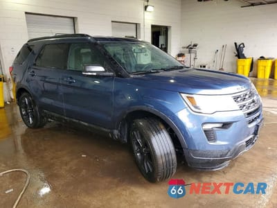 Czwarte zdjęcie samochodu z boku: 2018 FORD EXPLORER XLT VIN:1FM5K7DH0JGB76060 - miniatura