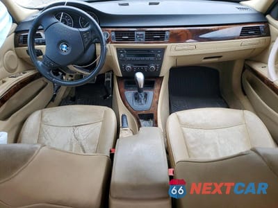 Zdjęcie 8 z 12 samochodu: 2011 BMW 328 I VIN:WBAPH7G56BNN02483 - miniatura