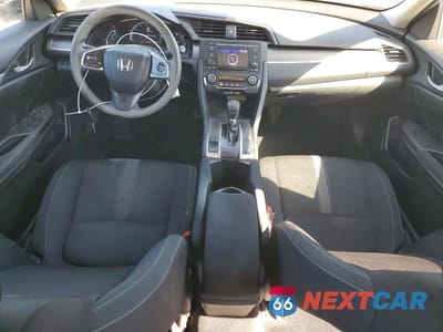 Zdjęcie 8 z 11 samochodu: 2019 HONDA CIVIC LX VIN:2HGFC2F65KH573131 - miniatura