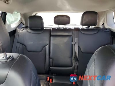 Zdjęcie 10 z 14 samochodu: 2022 JEEP COMPASS LATITUDE VIN:3C4NJCBB1NT214282 - miniatura
