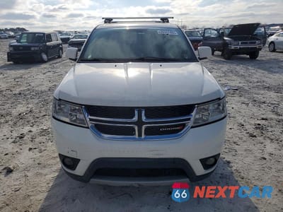 Piąte zdjęcie samochodu w środku: 2017 DODGE JOURNEY SXT VIN:3C4PDCBG3HT537331 - miniatura
