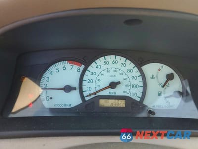 Zdjęcie 9 z 11 samochodu: 2003 TOYOTA COROLLA LE VIN:1NXBR32E63Z183518 - miniatura