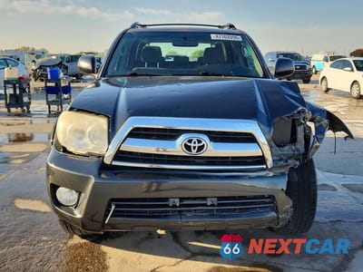 Piąte zdjęcie samochodu w środku: 2008 TOYOTA 4RUNNER SR5 VIN:JTEZU14R78K016279 - miniatura