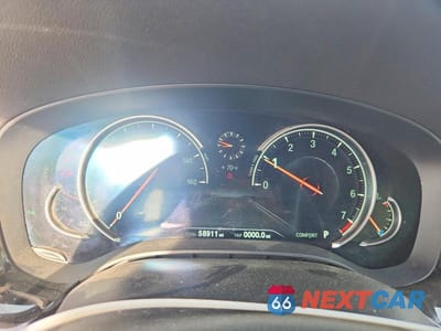Zdjęcie 9 z 12 samochodu: 2018 BMW 540 I VIN:WBAJE5C54JWA95574 - miniatura