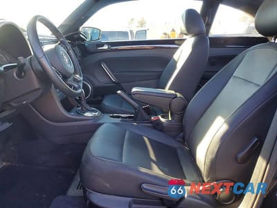 Zdjęcie 7 z 11 samochodu: 2013 VOLKSWAGEN BEETLE VIN:3VWJP7AT2DM661594 - miniatura