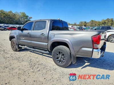 Drugie zdjęcie samochodu z przodu: 2018 TOYOTA TACOMA SR5 V6 VIN:3TMAZ5CN3JM055748 - miniatura