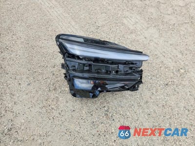 Zdjęcie 12 z 13 samochodu: 2026 TESLA MODEL Y VIN:7SAYGDED6TA472792 - miniatura