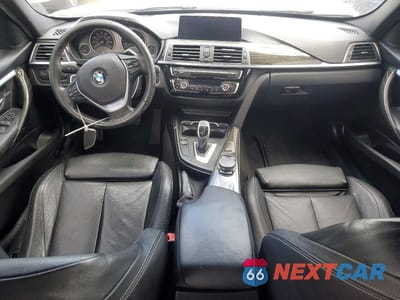 Zdjęcie 8 z 12 samochodu: 2017 BMW 330 I VIN:WBA8B9C55HK884734 - miniatura