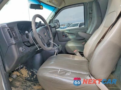 Zdjęcie 7 z 11 samochodu: 2015 CHEVROLET EXPRESS G2500 VIN:1GCWGFCFXF1150578 - miniatura