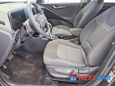 Zdjęcie 7 z 11 samochodu: 2026 KIA NIRO LX VIN:KNDCP3LE7T5324037 - miniatura