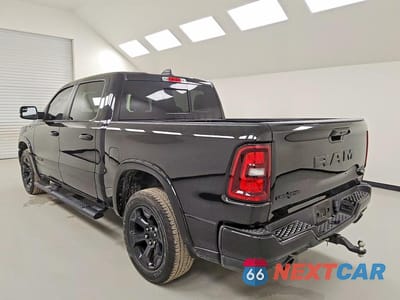 Drugie zdjęcie samochodu z przodu: 2025 RAM 1500 BIG HORN VIN:1C6SRFFP7SN675573 - miniatura