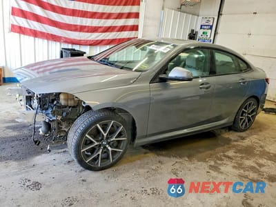 2022 BMW 228XI WBA73AK0XN7K49152 - główne zdjęcie licytacji z USA - miniatura