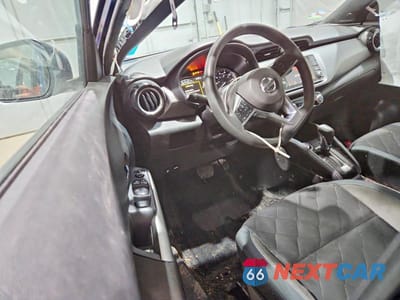 Zdjęcie 8 z 12 samochodu: 2020 NISSAN KICKS SV VIN:3N1CP5CV8LL491120 - miniatura