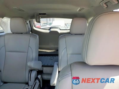 Zdjęcie 10 z 12 samochodu: 2019 TOYOTA HIGHLANDER XLE VIN:5TDJZRFH6KS715022 - miniatura
