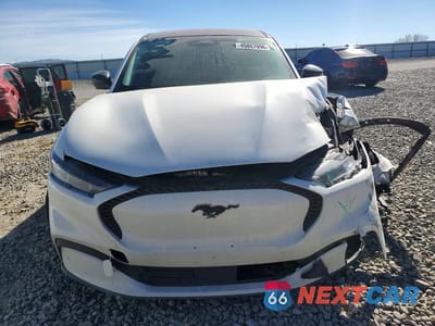 Piąte zdjęcie samochodu w środku: 2024 FORD MUSTANG MACH-E SELECT VIN:3FMTK1SU0RMA06710 - miniatura