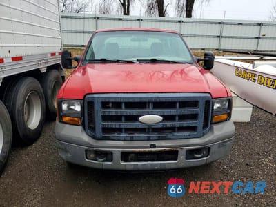 Piąte zdjęcie samochodu w środku: 2005 FORD F350 SRW SUPER DUTY VIN:1FTWW30P85ED02346 - miniatura