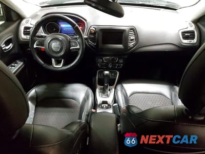 Zdjęcie 8 z 13 samochodu: 2017 JEEP COMPASS LATITUDE VIN:3C4NJCBB7HT658643 - miniatura