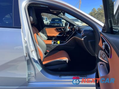 Piąte zdjęcie samochodu w środku: 2022 MERCEDES-BENZ C 300 4MATIC VIN:W1KAF4HB3NR009395 - miniatura