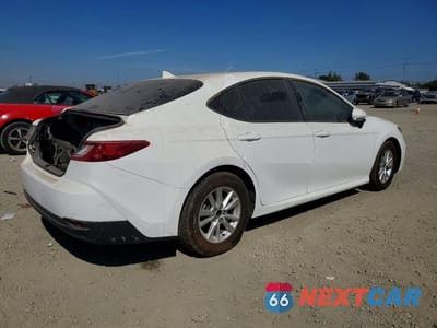 Trzecie zdjęcie samochodu z tyłu: 2025 TOYOTA CAMRY LE VIN:4T1DAACK5SU505380 - miniatura