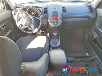 Zdjęcie 8 z 12 samochodu: 2011 KIA SOUL + VIN:KNDJT2A2XB7718706 - miniatura