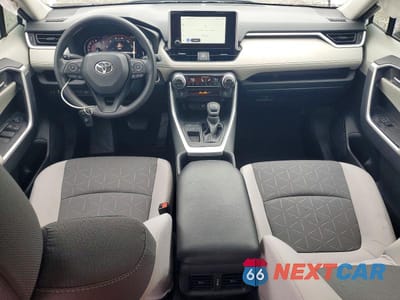 Zdjęcie 8 z 13 samochodu: 2023 TOYOTA RAV4 XLE VIN:2T3W1RFV8PW288077 - miniatura