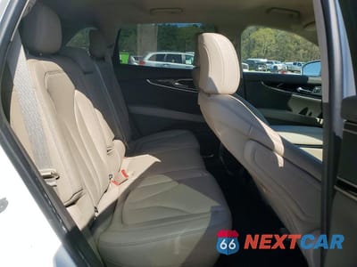 Zdjęcie 11 z 12 samochodu: 2022 LINCOLN NAUTILUS VIN:2LMPJ8J98NBL17621 - miniatura