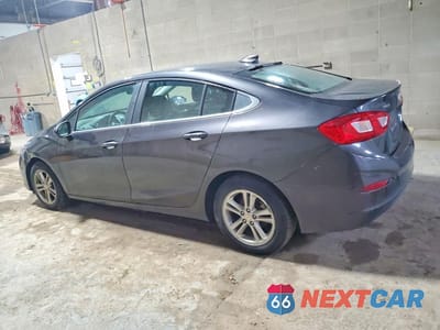 Drugie zdjęcie samochodu z przodu: 2016 CHEVROLET CRUZE LT VIN:1G1BE5SM7G7237716 - miniatura