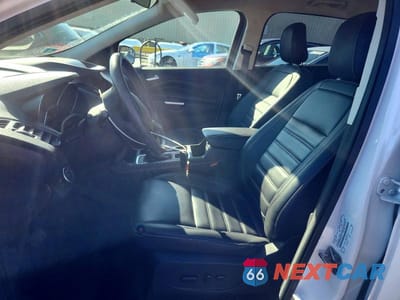 Zdjęcie 7 z 12 samochodu: 2019 FORD ESCAPE SEL VIN:1FMCU9HD2KUB17731 - miniatura