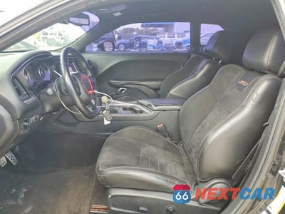 Zdjęcie 7 z 12 samochodu: 2015 DODGE CHALLENGER SXT VIN:2C3CDZAT7FH816792 - miniatura