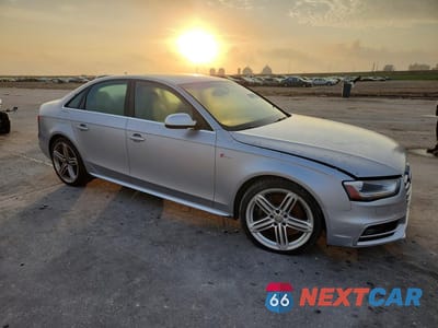 Czwarte zdjęcie samochodu z boku: 2015 AUDI S4 PREMIUM PLUS VIN:WAUBGAFL2FA011531 - miniatura