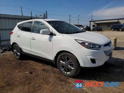 Czwarte zdjęcie samochodu z boku: 2015 HYUNDAI TUCSON GLS VIN:KM8JTCAF2FU073299 - miniatura