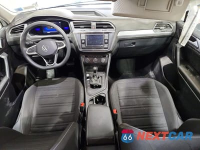 Zdjęcie 8 z 13 samochodu: 2022 VOLKSWAGEN TIGUAN S VIN:3VV1B7AX6NM159324 - miniatura