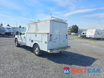 Trzecie zdjęcie samochodu z tyłu: 2009 FORD F250 SUPER DUTY BOX TRUCK VIN:1FDNF20599EA97786 - miniatura