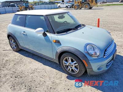 Czwarte zdjęcie samochodu z boku: 2013 MINI COOPER VIN:WMWSU3C58DT678082 - miniatura