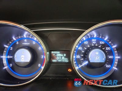 Zdjęcie 9 z 12 samochodu: 2012 HYUNDAI SONATA LIMITED 2.0T VIN:5NPEC4AB8CH387313 - miniatura