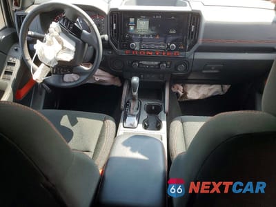 Zdjęcie 8 z 12 samochodu: 2025 NISSAN FRONTIER PRO-X VIN:1N6ED1EJ7SN644325 - miniatura