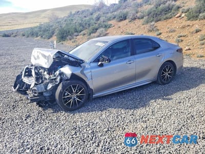 2022 TOYOTA CAMRY SE 4T1G11BK9NU049239 - główne zdjęcie licytacji z USA - miniatura