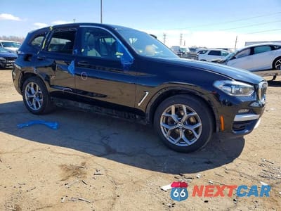 Czwarte zdjęcie samochodu z boku: 2021 BMW X3 XDRIVE30I VIN:5UXTY5C06M9F66777 - miniatura