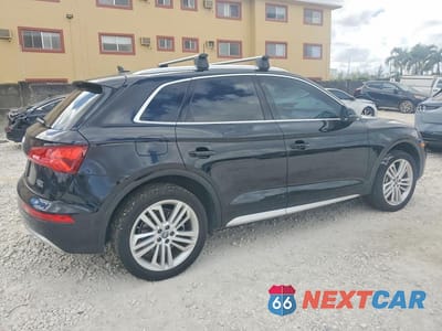 Trzecie zdjęcie samochodu z tyłu: 2018 AUDI Q5 PREMIUM PLUS VIN:WA1BNAFY6J2014806 - miniatura