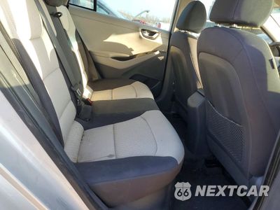 Zdjęcie 10 z 13 samochodu: 2017 HYUNDAI IONIQ HYBRID SEL VIN:KMHC75LCXHU024771 - miniatura