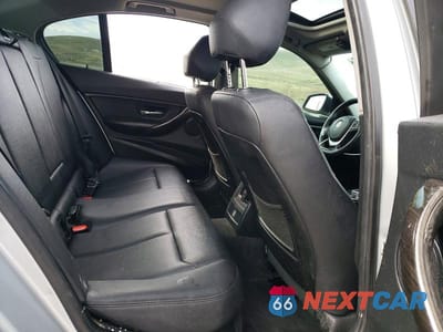 Zdjęcie 10 z 12 samochodu: 2015 BMW 328 I SULEV VIN:WBA3C1C56FP854151 - miniatura