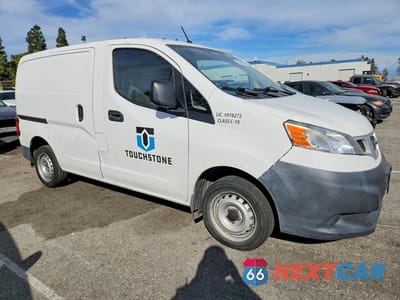 Czwarte zdjęcie samochodu z boku: 2014 NISSAN NV200 DELIVERY VAN VIN:3N6CM0KN8EK694475 - miniatura