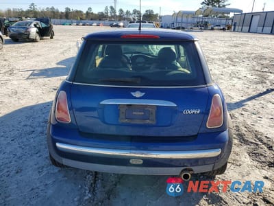 Zdjęcie 6 z 12 samochodu: 2003 MINI COOPER VIN:WMWRC33473TJ52078 - miniatura