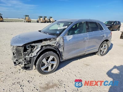 2019 AUDI Q3 PREMIUM WA1AECF31K1079193 - główne zdjęcie licytacji z USA - miniatura