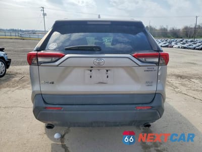 Zdjęcie 6 z 13 samochodu: 2019 TOYOTA RAV4 VIN:2T3P1RFV6KW034901 - miniatura