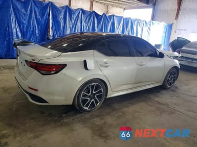 Trzecie zdjęcie samochodu z tyłu: 2025 NISSAN SENTRA SR VIN:3N1AB8DV2SY206158 - miniatura